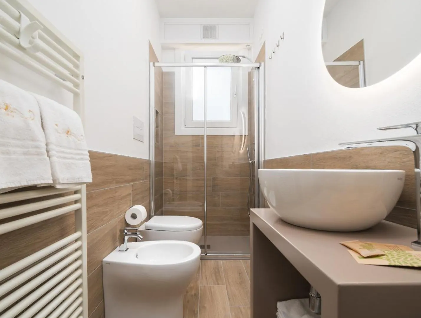 Belle Maison - Du Lac Apartments Sirmione 0*,